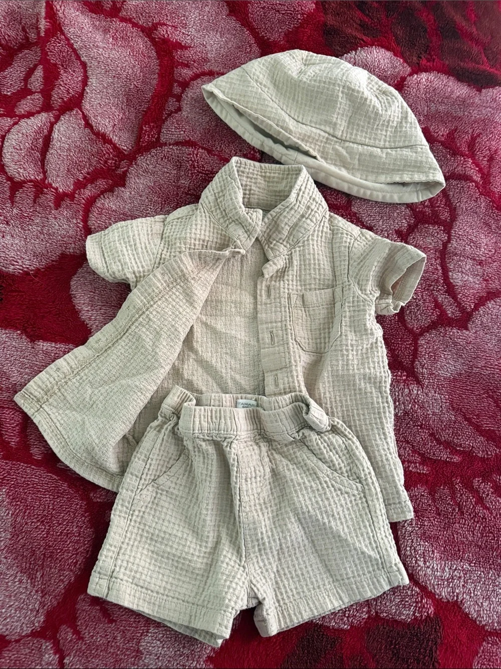 Kids khaki Waffle 3-Piece Outfit Set with Hat 18 months unisex